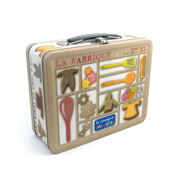 rectangular metal tin with handle for toys